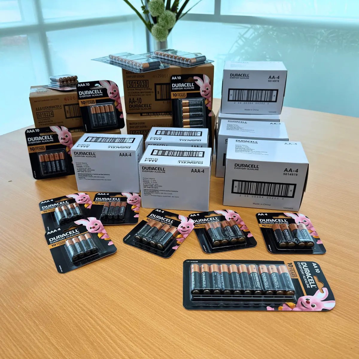 Duracell Everyday Bonus Stock Deal - 12 X Packs Of Aa 4 Pack Free!! 1