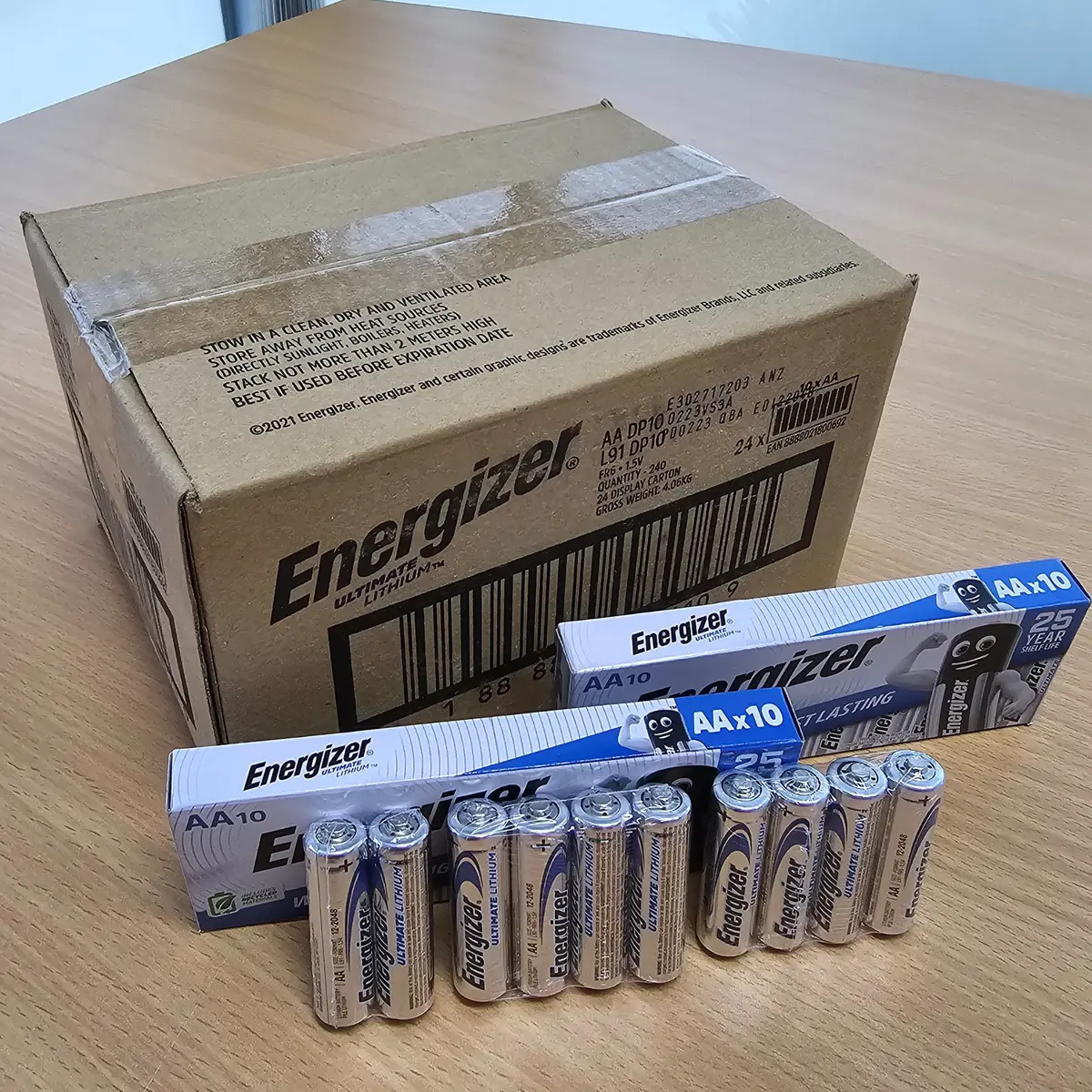 Energizer Aa Lithium Battery Bulk Carton Of 240 Batteries 1